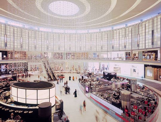 dubai-mall-voyage-centre-commercial